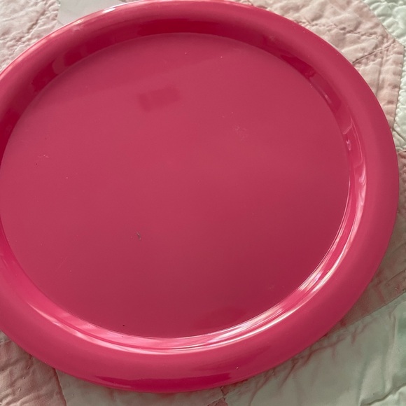 Vintage Picnic Basket with Everything but the Ants! - Picture 3 of 14